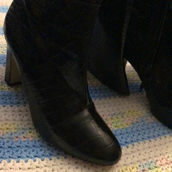 High heels - Picture 3 of 3